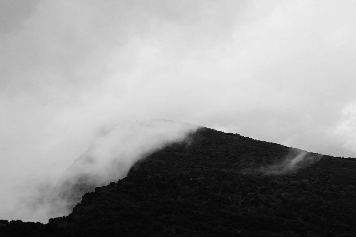 Cloud & mountain